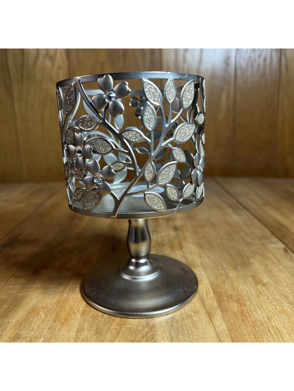Bath Body Works DOGWOOD FLOWER PEDESTAL Large 3 Wick Candle Holder 14.5OZ